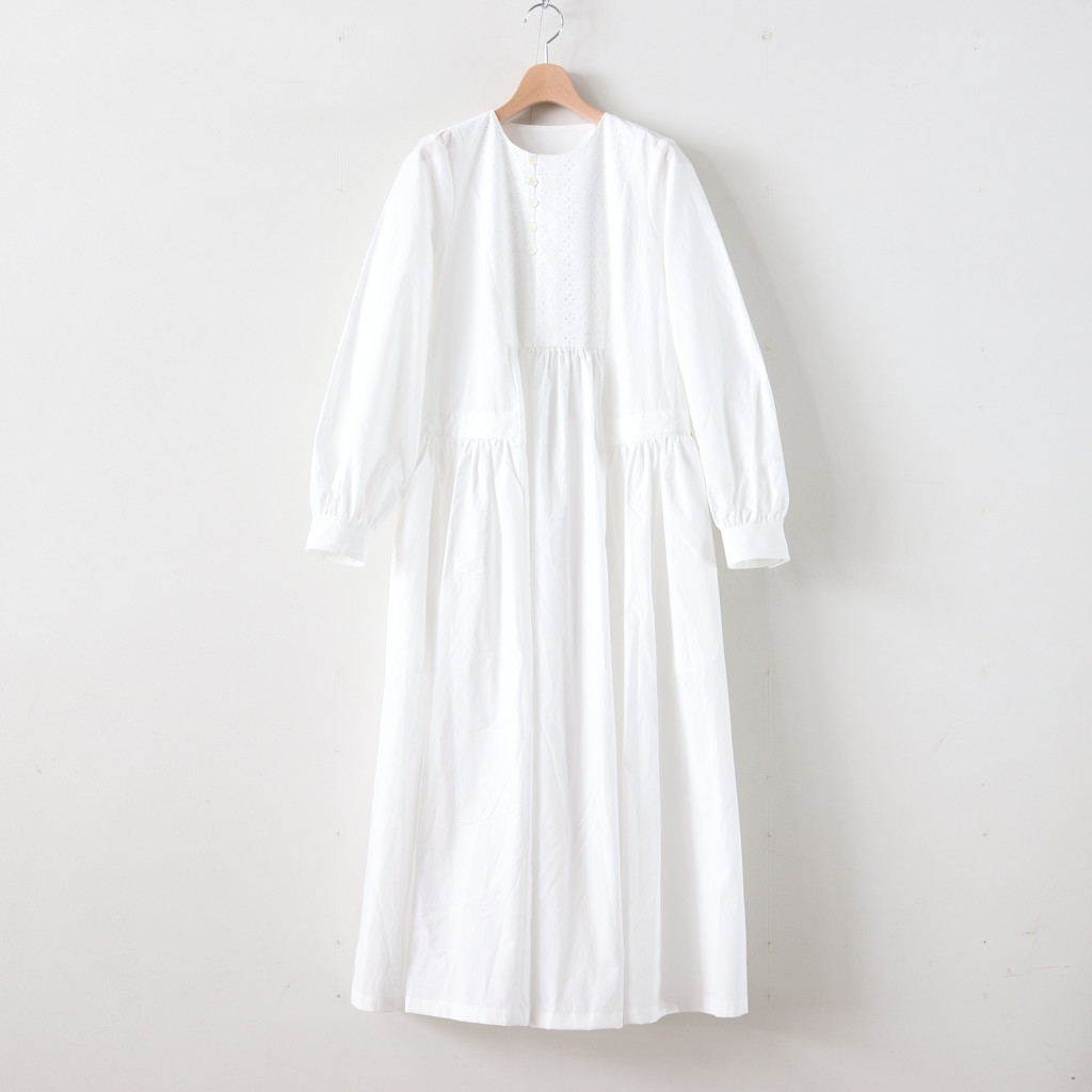 春霞むEMBROIDERY YOKE DRESS #オフホワイト [TLF-220-op004-e] – DOKODO